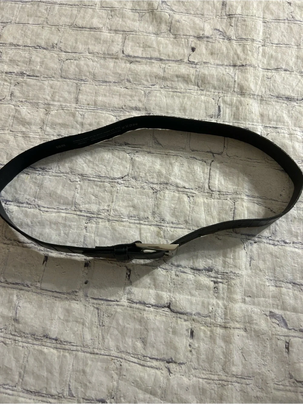 MEXX BLACK CROC PRINT LEATHER SILVER TONE BUCKLE WOMEN’S BELT SIZE MEDIUM